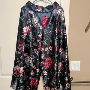 Victoria Secret Women's Blue Floral Lounge Pants Size Small